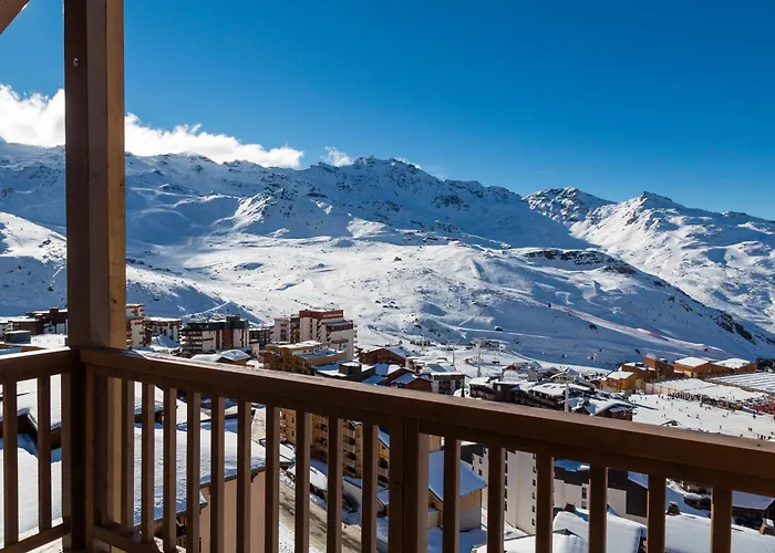Hotel Koh-I Nor by Les Etincelles